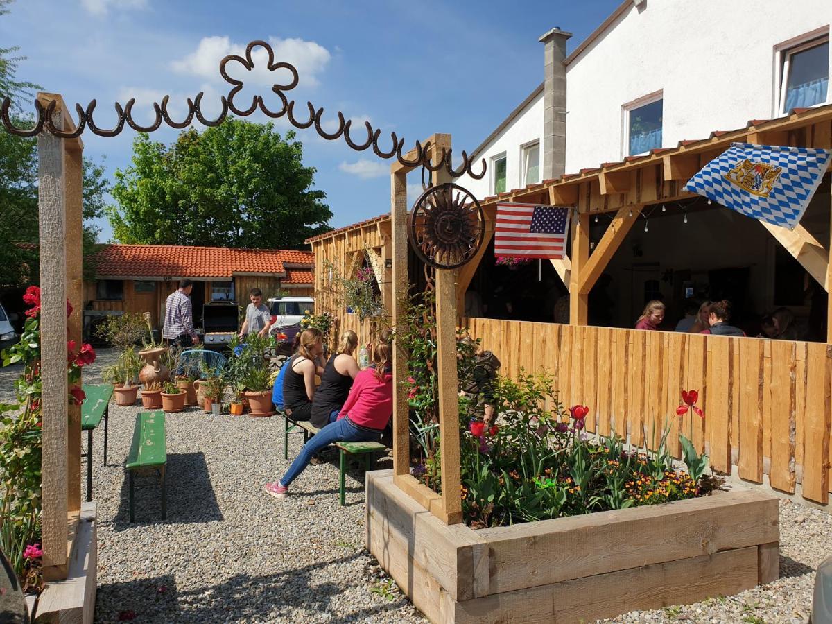 Chrom Ranch Reiterhof Bed & Breakfast Memmingen Dış mekan fotoğraf